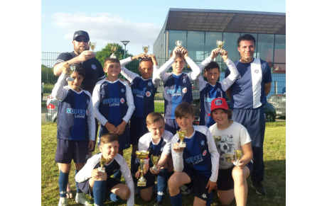 LES U10 U11 BRILLENT